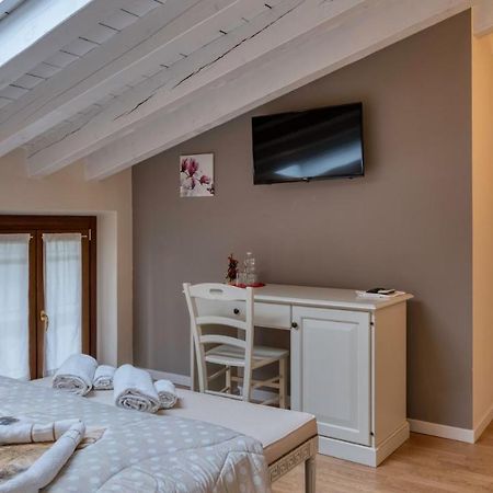 Bed and Breakfast Cascina Volta Brescia Exteriér fotografie